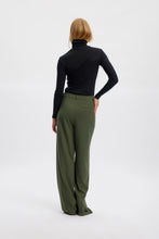 Load image into Gallery viewer, Ninia wool rollneck
