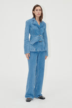 Load image into Gallery viewer, Belted Tailored jacket, 2251 Denim
