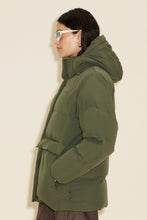 Load image into Gallery viewer, Besseggen Down Jacket
