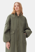 Load image into Gallery viewer, Tech Seersucker Oversized Shell Coat
