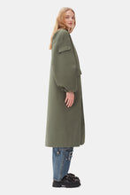 Load image into Gallery viewer, Tech Seersucker Oversized Shell Coat
