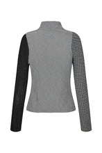 Load image into Gallery viewer, Long Sleeve Pleated Shoulder Top
