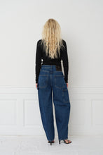 Load image into Gallery viewer, Helle Jeans
