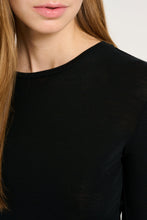 Load image into Gallery viewer, Ninia wool roundneck
