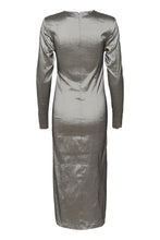 Load image into Gallery viewer, Yesica Midi Dress
