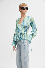 Load image into Gallery viewer, Walery P wrap blouse
