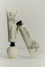 Load image into Gallery viewer, 04 Bois de Balincourt - Hand Cream
