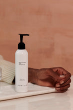 Load image into Gallery viewer, 04 Bois de Balincour - Body / Hand lotion
